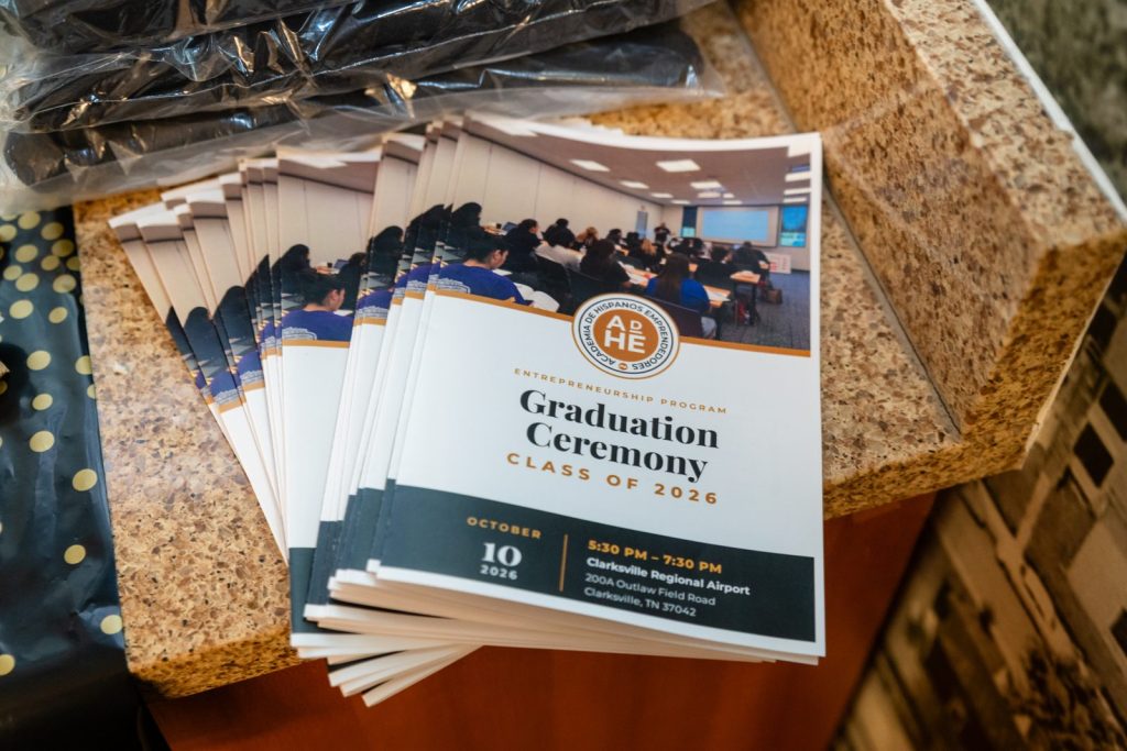 Programa de la ceremonia de graduación Clase 2026